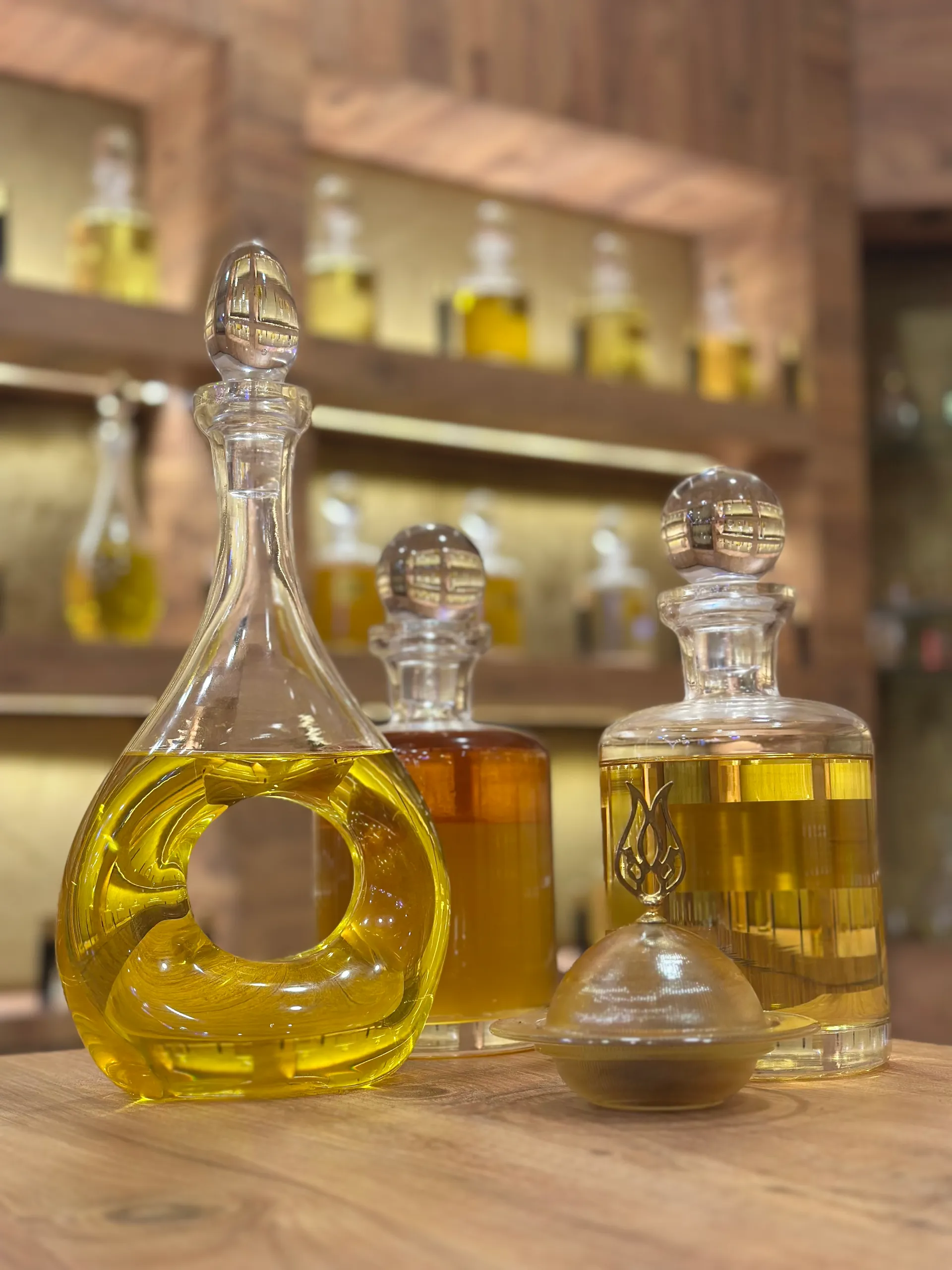 Perfume & Essence